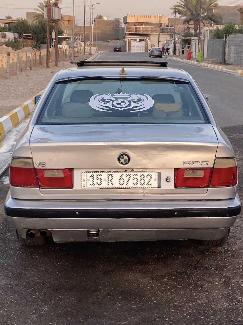 للبيع بي ام 520كير عادي
كير محرك كفاله
تخم تاير ويل خليه 
فتحه وبرده خلفيه بلاديه
جهازه ما تخلي عليها لو ربع

السعر:45 وبيهامجال

العنوان :الانبار عامريه الفلوجه
للتواصل: ***********
