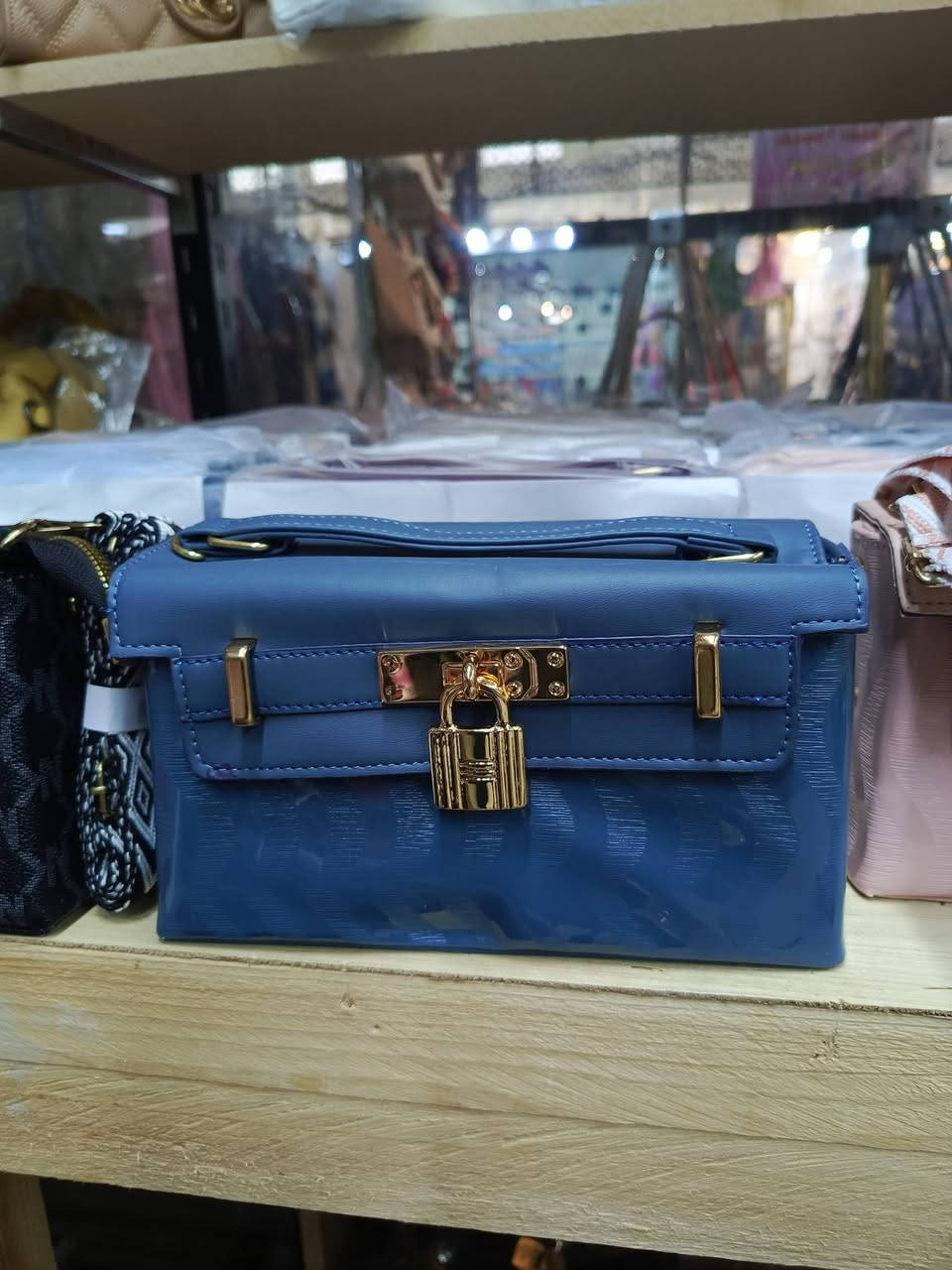 بعد انقطاع عدنا اليكم بموديلات جديده وراقيه


**إذا كنت صاحب هذا الإعلان وتريد حذفه لأي سبب، رجاءا أرسل رسالة إلى الدعم الفني**