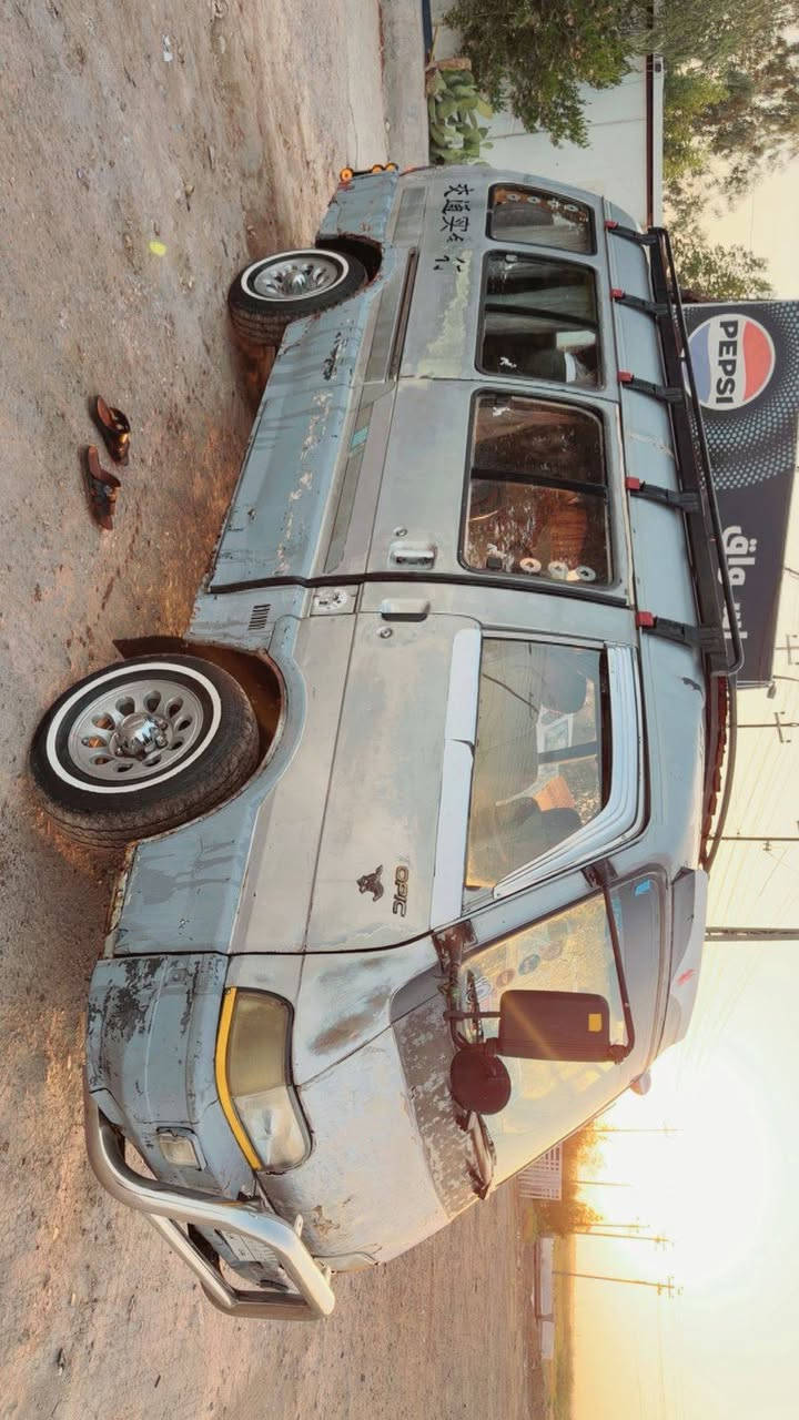 اسيا للبيع بلاديه جاهزه السعر 45 وبيها مجال المكان السياره صويره***********
