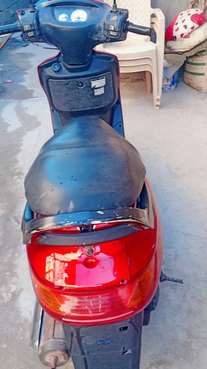 دراجه فراشه للبيع مجفته مره وحدة السعر 350 وبيه مجال مكاني كربلاء طويريج ***********
