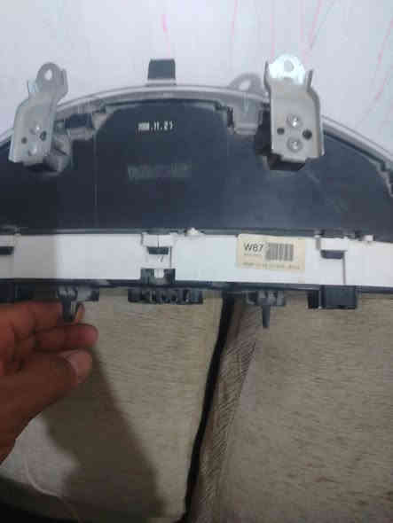 سلام عليكم ساعه مال سوناتا ٩ ١٠ حاويه شرط فحص سعر ٧٥ مكاني كربلاء ***********
