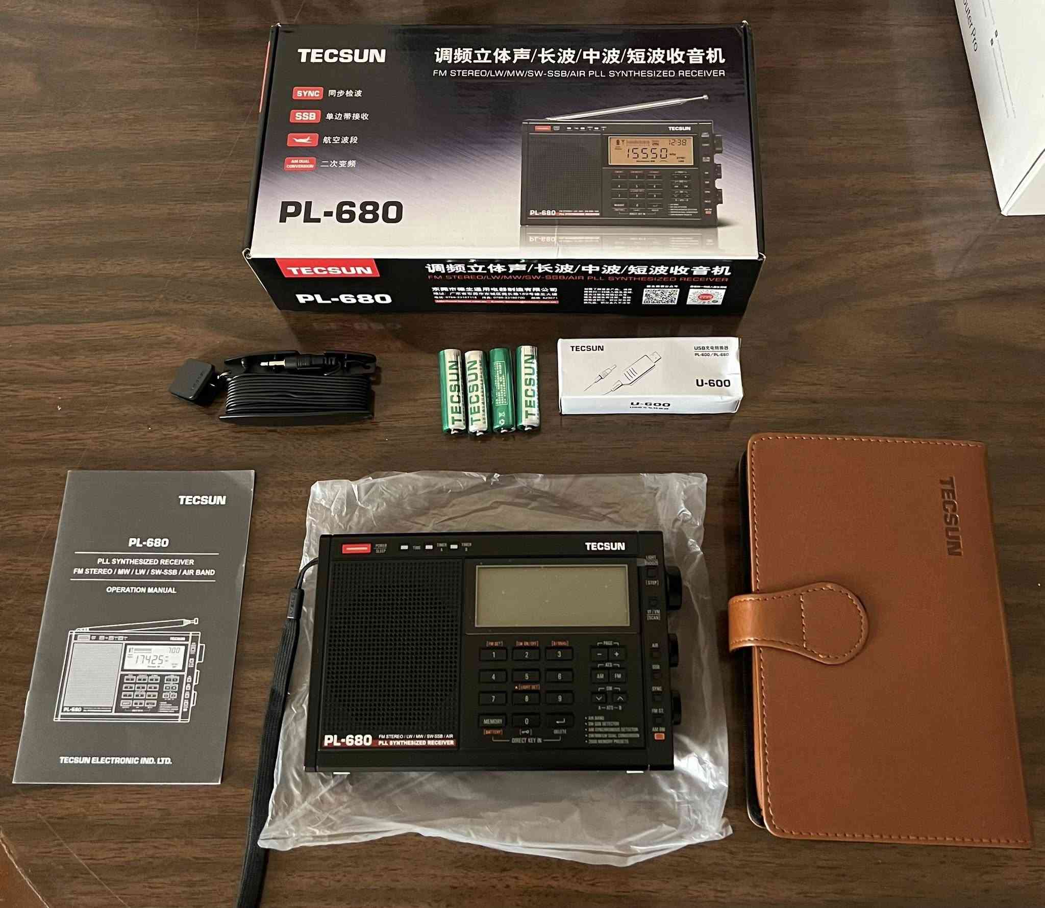 متوفر TECSUN PL680
جديد لوك غير مستخدم .. 
عملاق الاداء فول باند .. 
السعر والتفاصيل خااص .. 
متوفر توصيل ..


**إذا كنت صاحب هذا الإعلان وتريد حذفه لأي سبب، رجاءا أرسل رسالة إلى الدعم الفني**