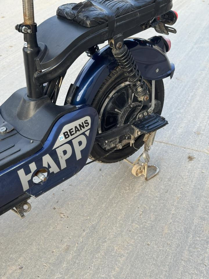 سلام عليكم للبيع باسيكل كل عيب مابي بطاريه بدلته جديد ريان سعر مناسب جدا *********** بي واتساب بس خابر و تدلل
