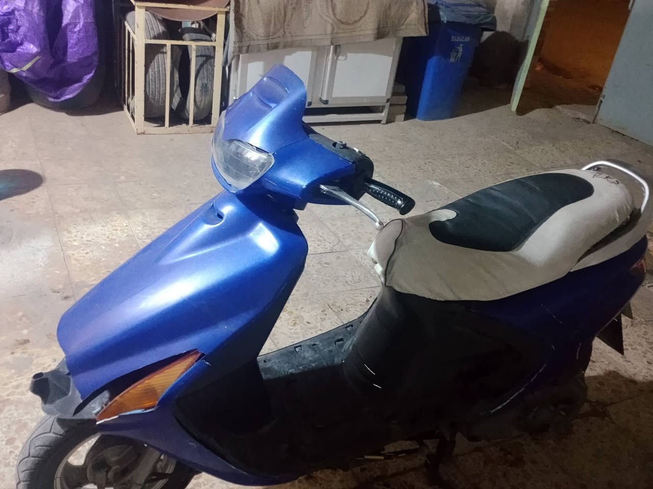 السلام عليكم دراجه فراشه للبيع سعر 300ماعندي خاص اتصل عل رقم ***********
