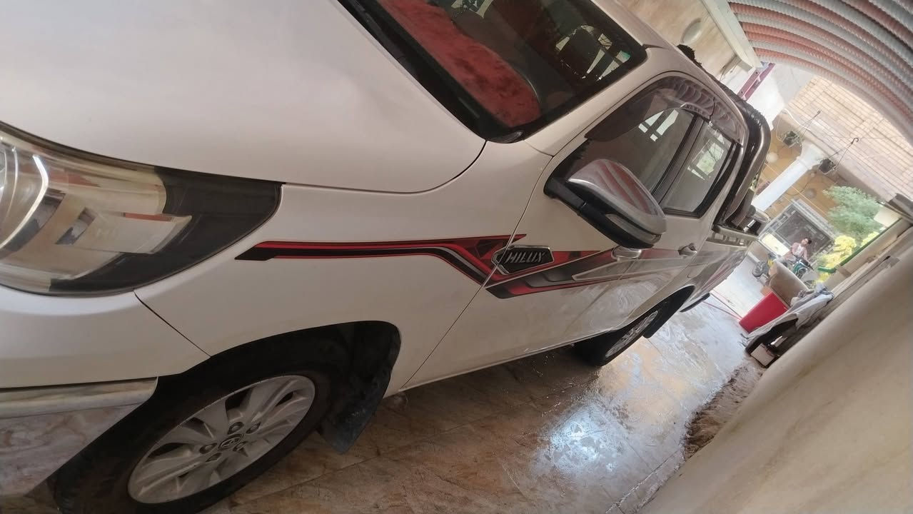 السلام عليكم،
هايلوكس ناصي
موديل : ٢٠١٨
الگير : أوتوماتيك
المحرك : ٢٧٠٠
بانزين
نوع الدفع : رباعي ٤×٤
المشي : ٢٠٠،٠٠٠
السعر : ٢٦٠ ورقة وبيها مجال قليل
رقم الهاتف :  ***********
