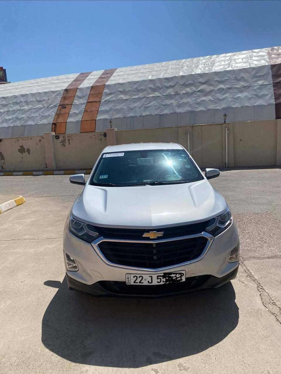 شوفرليت ايكونوس أمريكي 2018 مواصفات LT. AWD  فول مواصفات بدون سلايت بيه 3 قطعه صبغ جملخ بابين بدون داخل  سعر 116 مجال مكان سيارة عقره تلفون ***********  وتساب ***********  تحويل غرامه بشرط
