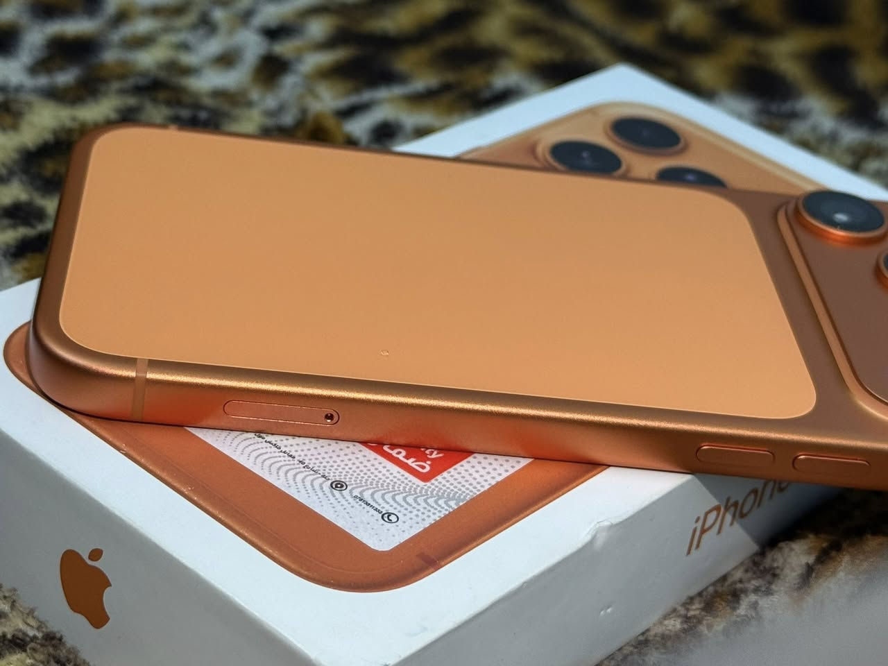 ايفون 17 برو ماكس 256 شرق اوسط شريحه فعليه كامل ملحقات مكفول شخط مابي نضافته 100/100 سعره 1975 وبي مجال قليل مكاني بابل ***********
