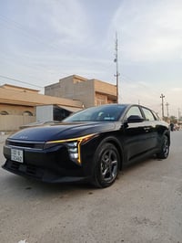 للبيع K4 موديل/ 2025/ دخول جديد  ترقيم جديد اربيل بئسمي/ وارد امريكي  ...