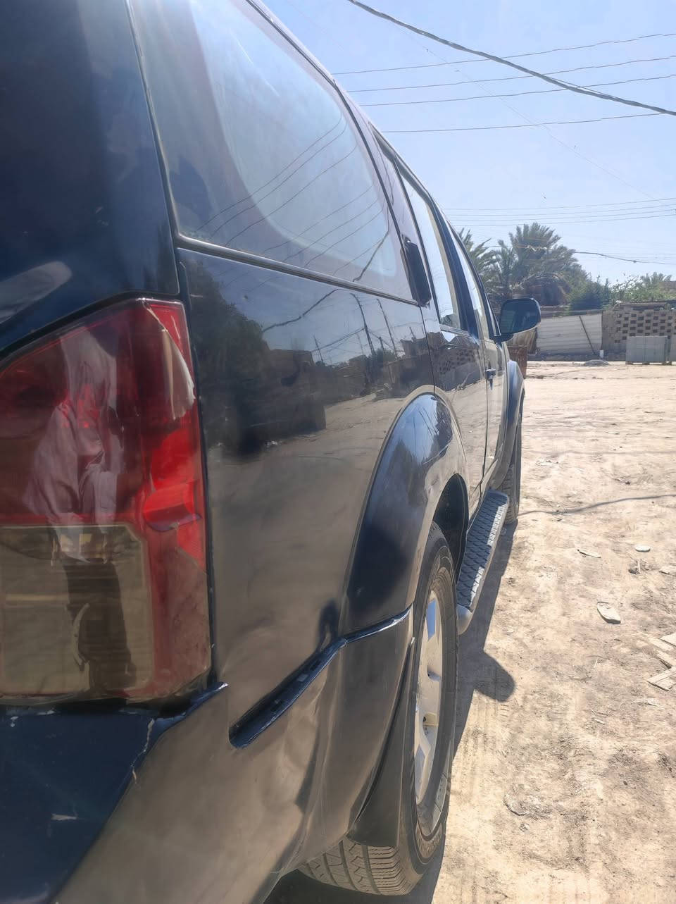 السلام عليكم نيسان باثفندر للبيع موديل 2008 سبعه راكب قطعتين تبريد مكفوله من الضربه والصبغ والتبديل كير ومكينه مكفولات حداديه وتخم تاير وباتري وكهرباءيات جديد بيها منظومه غاز 80لتر يعني غاز وبانزين  بسمي مداور ليمت مايعجبك 
سعر 105 بيها مجال للستفسار***********
