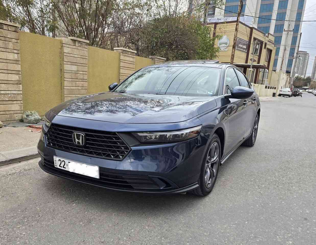 هوندا اكورد EX موديل 2023 
 
السيارة ماشيه 18 الف مايل فقط ومرقمه اربيل.

• مكينة 15T بنزين فقط

•فتحه سلايد 
• رادار امامي
• مانع تصادم
• تصحيح مسار
• مثبت سرعة
• دخول ذكي 
• هندبريك كهرباء
• عداد ديجيتال
• نظام اوتو لايت Auto

السياره وارد امريكي حادثها خفيف جدا الجملغ الخلفي مصبوغ  فقط وهذا رقم الشاصي : 

 1HGCY1F34PA038267

السعر 180 ورقة او بيها مجال بسيط

مكان السيارة محافظة اربيل للتواصل.

***********
