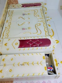 غرفة أخشاب • حي لبكر