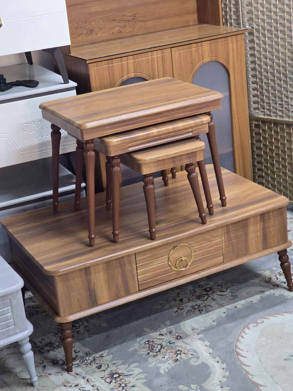 ✨ لكثرة الطلبات رجّعناها من جديد ✨
🔥 طبلات خشب 3+1 مستطيل 🔥
تصميم أنيق + استخدام عملي
ترتيب حلو للصالة ويضيف فخامة للمكان 👌
📏 قياس الطبلة الوسطية:
▪️ العرض: 60 سم
▪️ الطول: 100 سم
▪️ الارتفاع: 39 سم
💰 السعر: 90 دينار فقط 🔥🔥
🚚 التوصيل مجاني:
✔️ لكل بغداد
✔️ لكل المحافظات بغداد, العراق


**إذا كنت صاحب هذا الإعلان وتريد حذفه لأي سبب، رجاءا أرسل رسالة إلى الدعم الفني**