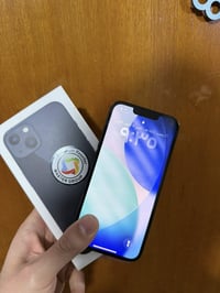 ايفون ١٣ عادي ذاكره ١٢٨ ضمان ماستر بعده داخل الضمان الجهاز مكفول كفاله...