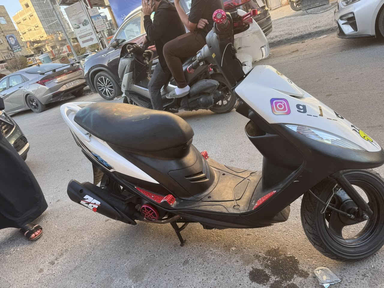 دراجه ماكس بلاديه مملعوب بيها ابد دراجه قبل شهرين نازله من رمبه شباب بيها صالنصه اف ام وتزويد يدات مال سكليتر ويدات بريك سعر 800 وبيها مجال توصل..***********
