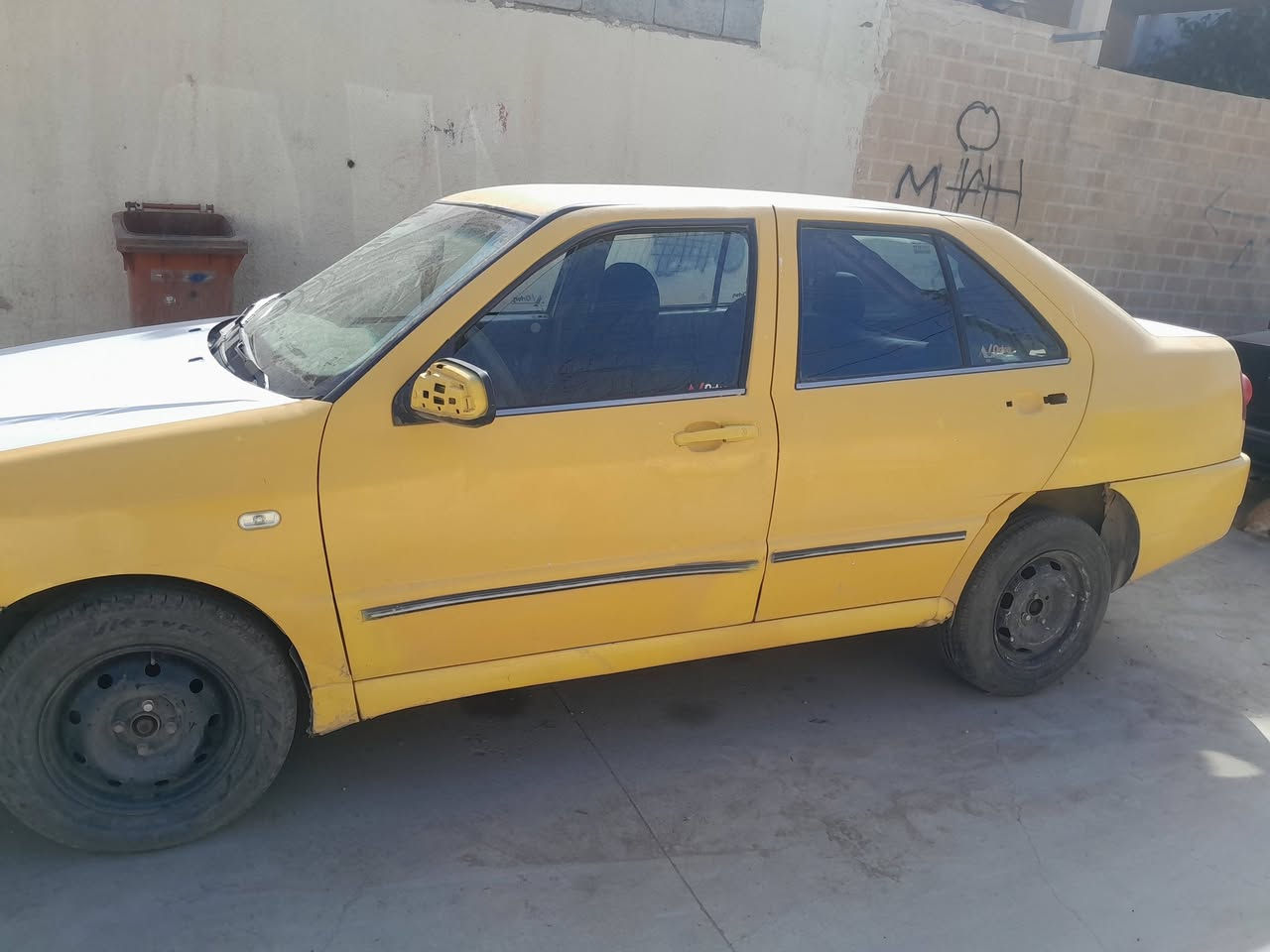 سيارة البيع ٢٠١١ سنويه منتهي ٢٠١٩ سعر ١٧ورقه تحويل مباشر ***********
