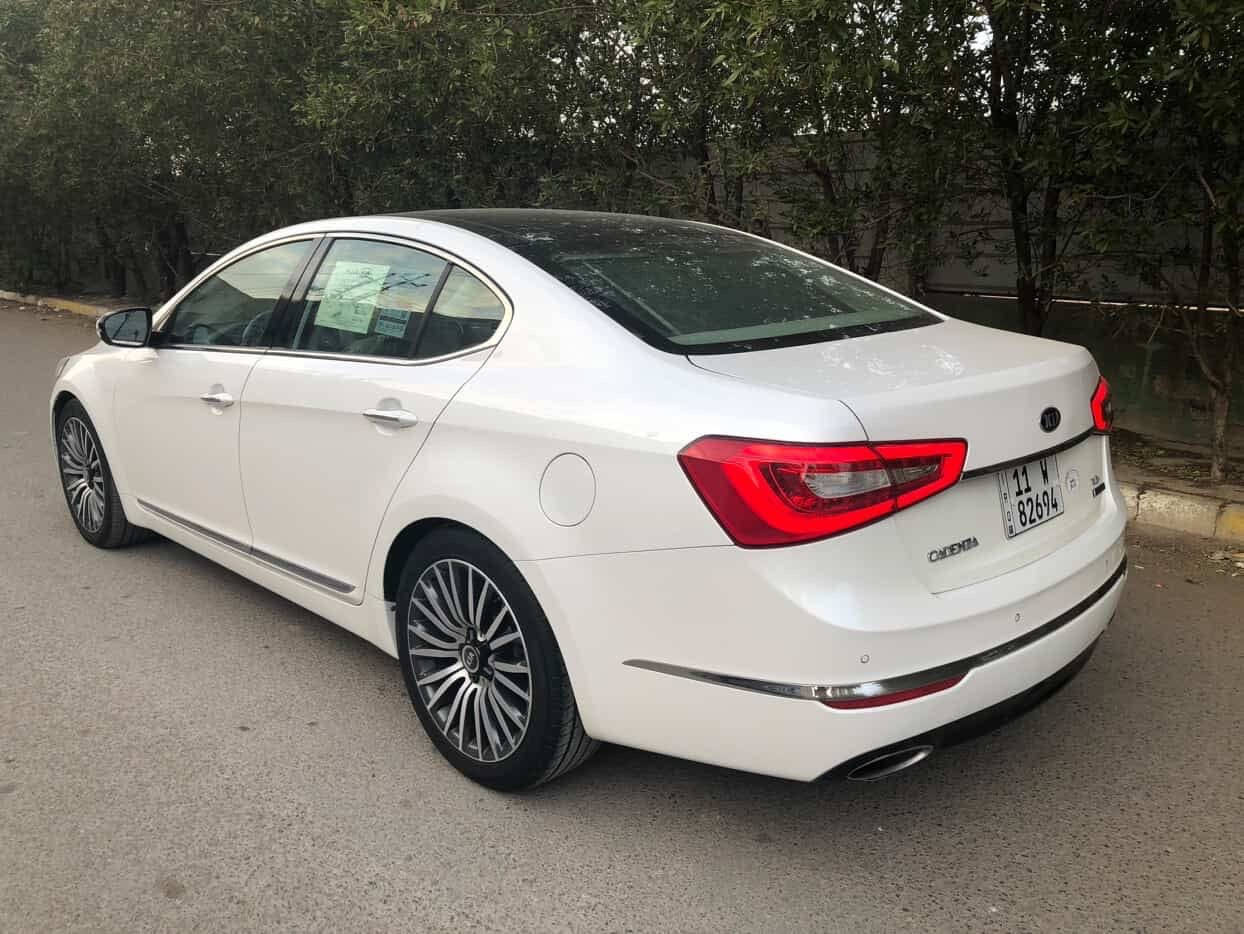 كيا كادنزا خليجي م ١٦ بدون حادث مكفولة باسمي رقم بغداد انكليزي اتصال على الرقم *********** للبيع او مرواس
