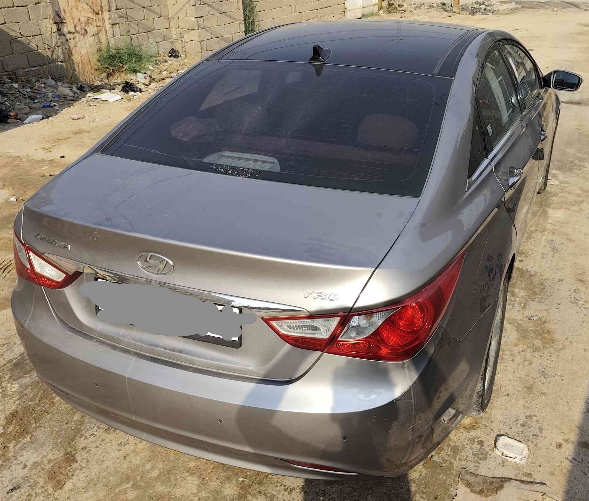 للبيع سوناتا 2014 (ادوات متومه)  بيه كصه سياره دخول جديد جاهزه تخم تاير تبريد حداده 52$
*********** واتساب
