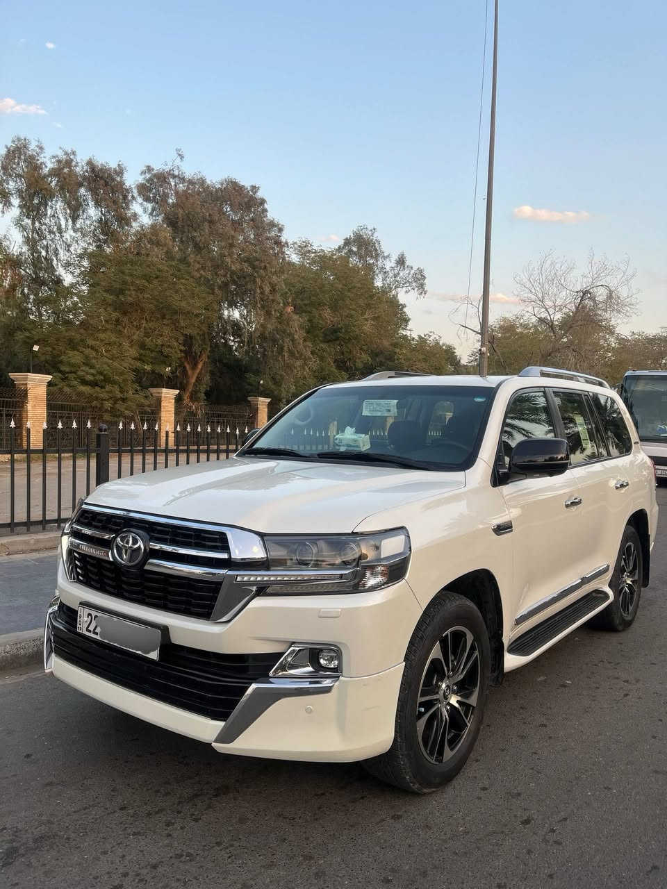 GX.R 2021 V6
فول مواصفات للأخير 
كراند تورنك باب اول 
حجم المحرك 4000 المرغوب 
كفاله بدون صبغ بدون حادث 
ماشية 66 الف كيلو فقط 
حتى الدعاميات بدون صبغ 
رقم اربيل الجديد باسمي 
السبير منازل 
مكان السيارة بغداد منصور 
المواصفات : -

صاج خشب حقيقي  
عداد السرعة ( دجتل ) ليزري 3 أنماط قيادة مختلفة 
اشاير لكزز بلاد ومري اسود اشاير LED 
5 كامرات 360 درجة 
8 ايرباك 
داخل جلد قرميدي اصلي وخشب 
دبل كشن كهرباء 
كشن السائق 3 حركات
دبل ماوس  وماوس 3 مال كاميرات 
تشغيل عن بعد 
ثلاجة 
فول تحكم استيرن 
3 شاشات 
شاشه اصليه 
الباب الخلفي كهرباء دبل جكگ 
بصمه تشغيل دبل بصمة
مري شفط اوتو وترحيب واشاير لكزز بلاد 
هوك خلفي 
حساس امامي خلفي 
زراك لايت ولايت زنون 
مراية كهرباء وبوصلة وتعزل الضوء 
تخم تايرات جديد  
رقمي للاستفسار:***********
 * (بيها مكان صغير بارد ورصعات ثنين صغار كلش  مسحوبات)
