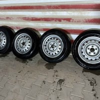 حجم ١٥ • كوري اصلي • تايرات زوج نضاف