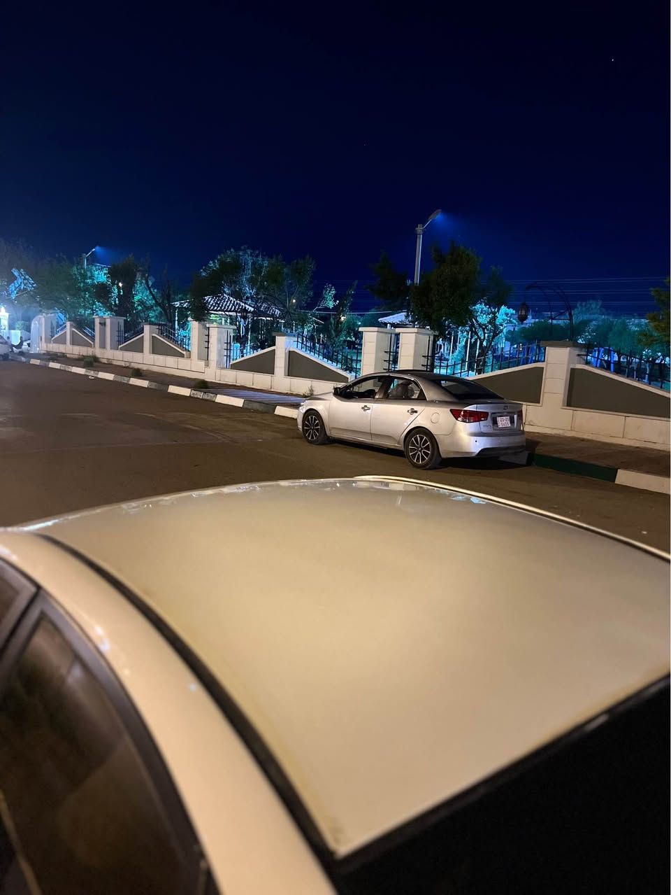 بەناوی خوای گەورە 
ئەڤانتی ٢٠٠٨ فول فول بەس سڵاید نییە 
نرخ ٤٦ وەرەقە و مەجالێکی کەم 
0750 199 1069 رانية, السليمانية
