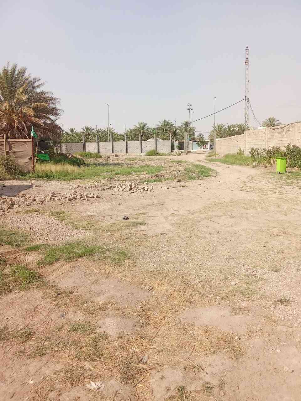 للبيع قطعه أرض تجاري سكني مساحته 1700 وجه 20 مترمباش عل شارع السايدين نزال 80 متر + طريق خلف القطعه 100 متر مدخل الزبيديه الرئيسي من جهه الجسر قرب ملعب وحسينيه مجاور بيت مزهر الفراس للستفسار اكثر النتصال بل رقم
***********
