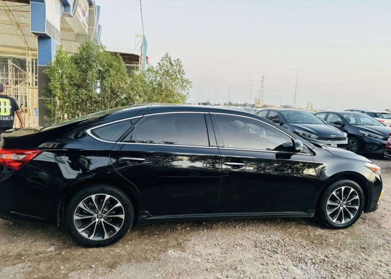 افلون بيع او مراوس موديل 18رقم بغداد تبديل جاملغ وصبغ باب السايق ماشيه 79سعره178شراي يتصل مكان سيارة معارض الرميثه عالشارع العآم معرض احمد آل شمران ***********
