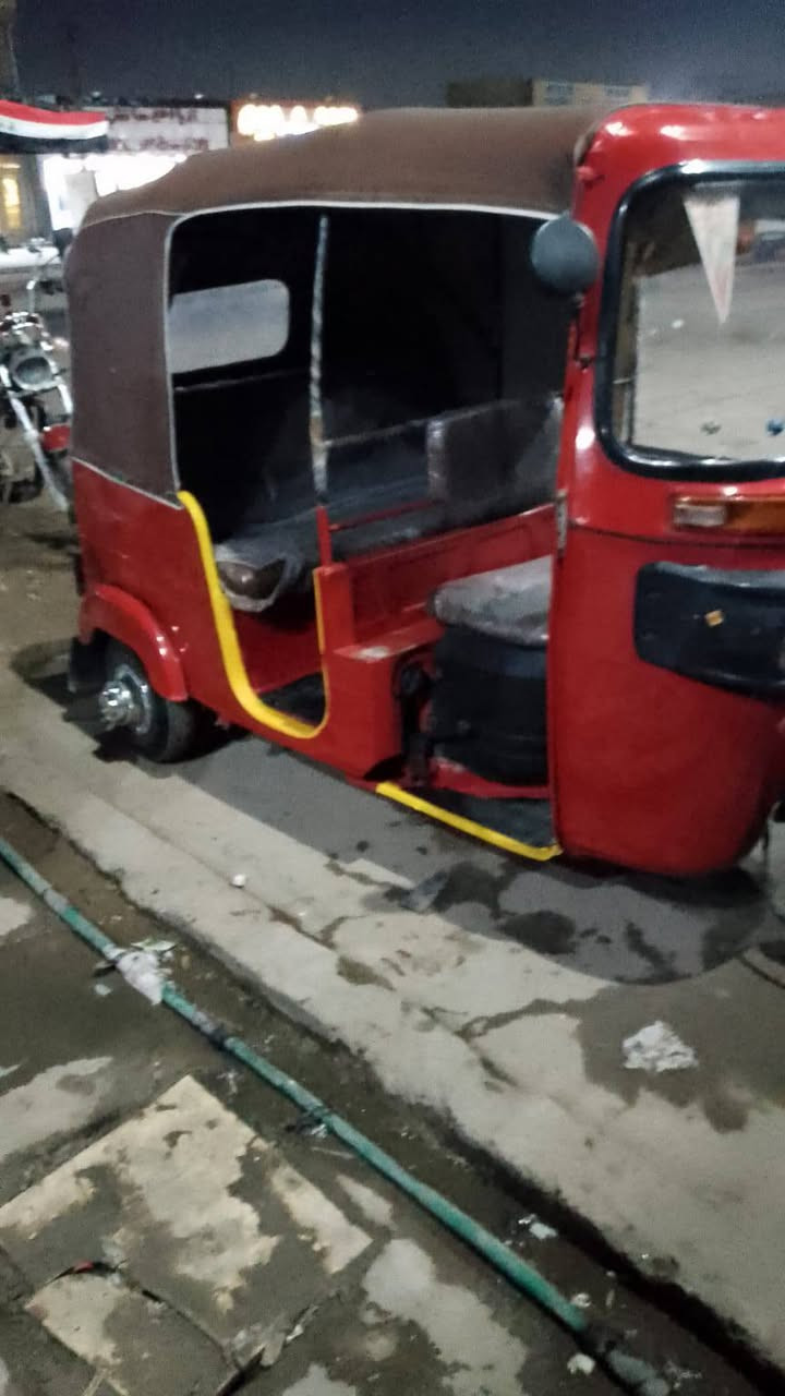 سلام عليكم تكتك موديل 19شهر 12تكتك كشر معمر دوس بس...مكينه تجفيت شركه جديد تحويل ثاني يوم 
سعر 6500. بيه مجال كلش بسيط رقمي ***********
