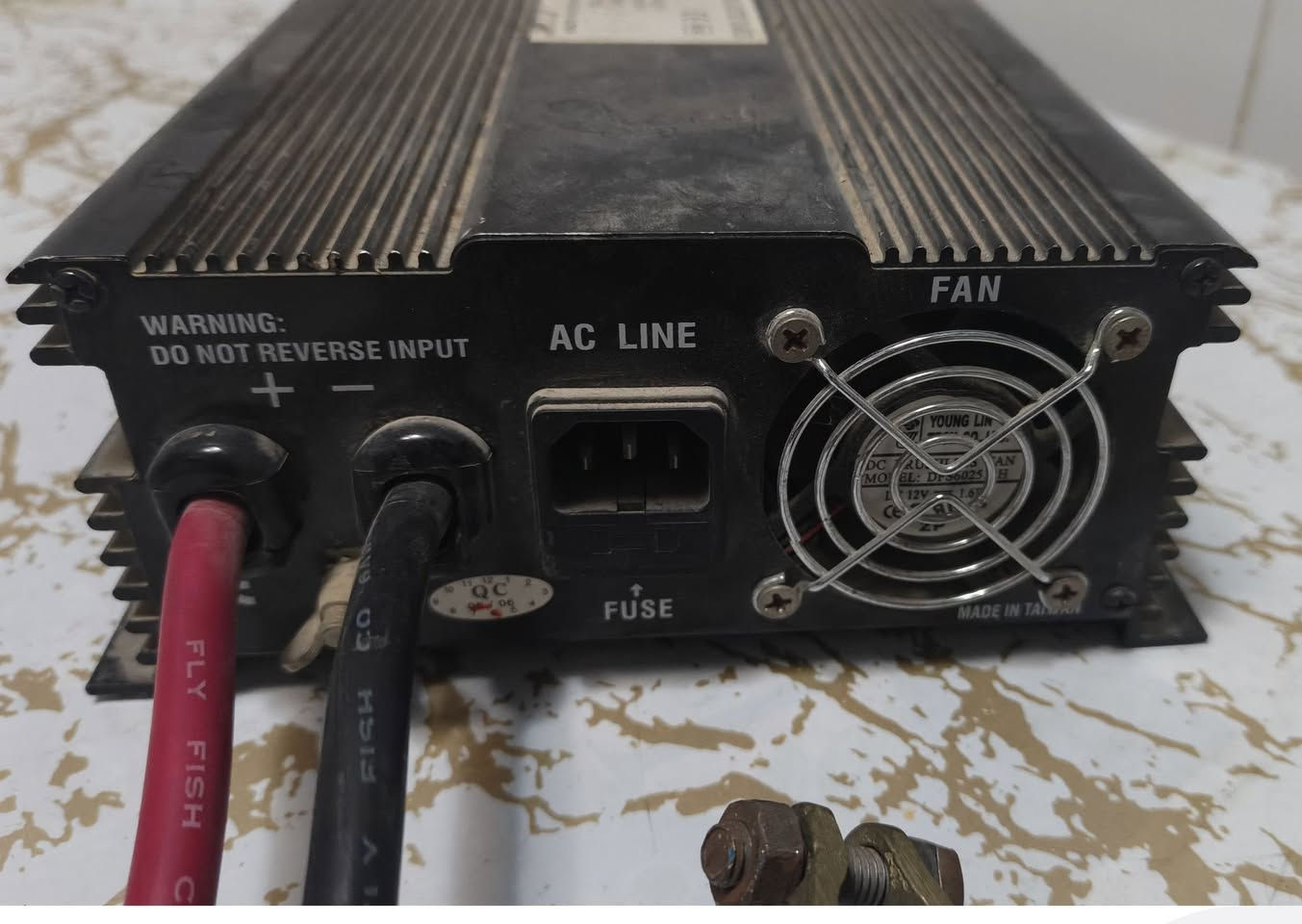 انفيتةر كاربا 1000 وات 240 ڤولت السليمانية, العراق


**إذا كنت صاحب هذا الإعلان وتريد حذفه لأي سبب، رجاءا أرسل رسالة إلى الدعم الفني**