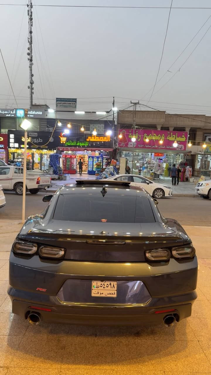 🚗 للبيع: شيفروليه كمارو 2023

سيارة نظيفة جداً وبحالة ممتازة، استخدام شخصي 
🛞السياره مرقمه بغداد.

بيها بارد وصبغ جاملغ جهة السايق وربع بنيد 

🔹 الموديل: 2023  
🔹 النوع: كمارو  
🔹 المحرك: 2000 سي سي (تيربو اقتصادي وقوي)  
🔹 : أوتوماتيك  
🔹 الحالة: ممتازة جداً  
🔹 اللون: (نفطي بلسنوية رصاصي غير محدد)  
🔹 المواصفات:  
• شاشة  
• كاميرا خلفية  
• مكيف ممتاز  

السيارة نظيفة وجاهزة للاستخدام.

💰 السعر: (157$)  
📍 المكان: (الأنبار وبغداد )  
📞 للتواصل: (***********)
