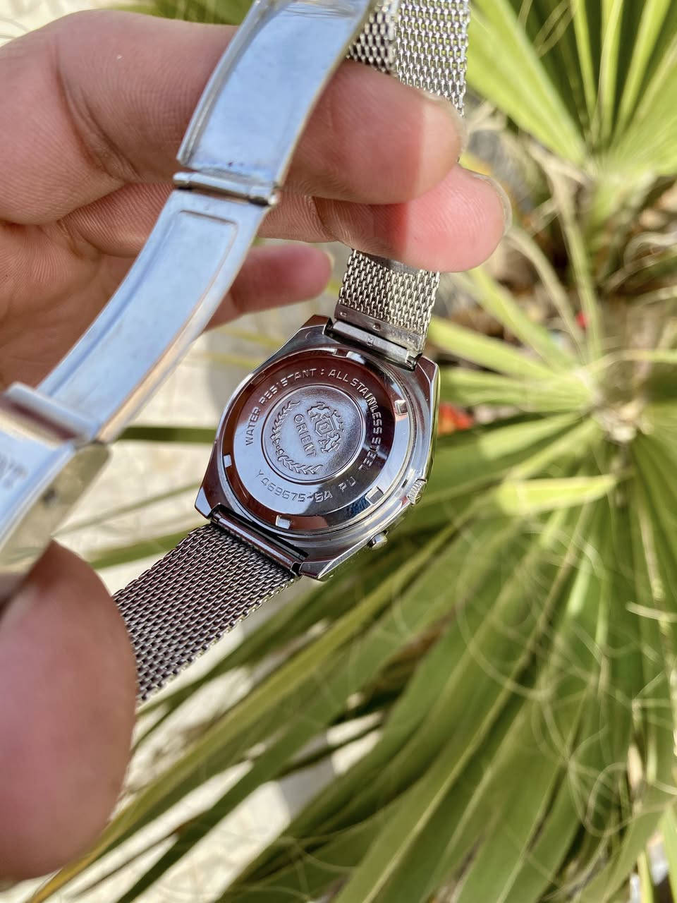 ORIENT
اورينت ياباني آصلي انتاج قديم 

Y469675-6Aموديل

صنع 1975.1980

Automatic

 21 Jewels

يوم/تاريخ (عربي + أرقام)

اوتو ماتك 21 حجر 

مكينة Y469

تعمل كالجديد 

يوجد توصيل 

***********
