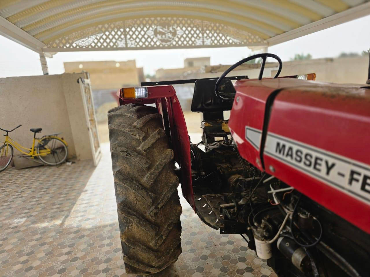 السلام عليكم 
فوركسن موديل 81 نكليزي بدون كفاله عامه محرك كير اكسن جهاز رفع باور ستيرن دنفص تحوير جديد الكشر بلادي بدون قطره صبغ جاهزه للكراب مكينه احلى جديده جدا من صوره نكره سلف جاهزه كهربائيات لايت اشاير 
العنوان ذي قار قلعه سكر 
السعر 8 ثمانيه مليون و بيهه مجال بسيط 
***********
