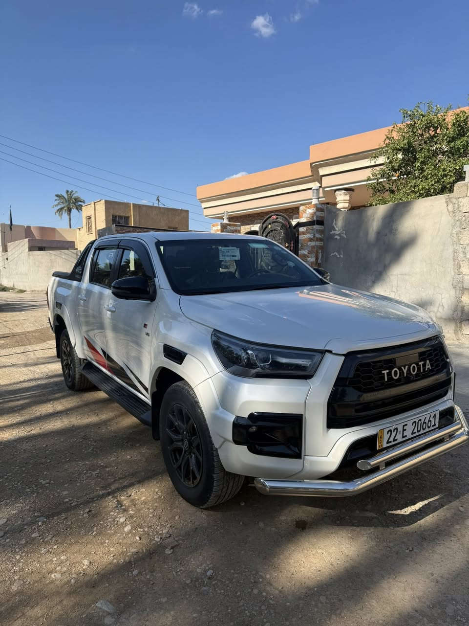 هايلوكس GR  موديل 2022 مكفولة كفالة عامة للتواصل ***********
