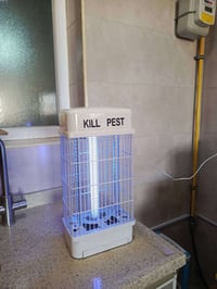 قاتل حشرات  السعر ١٠ الف  المكان مجمع الشعب السكني  ٠٧٨٠٣٥٩٩٤٦٩