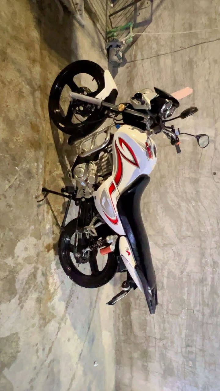 السلام عليكم للبيع  23 موديل ***********
