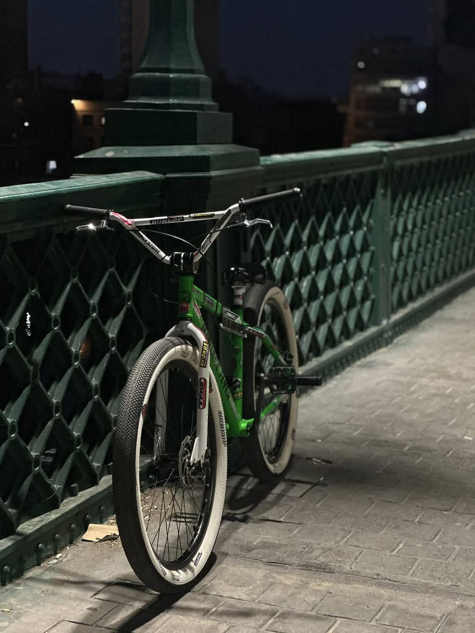 سلام عليكم ، بايسكل BMX حجم 27.5 للبيع نظيف كلشي مابي ،سعر. 150 وبي مجال قليل


**إذا كنت صاحب هذا الإعلان وتريد حذفه لأي سبب، رجاءا أرسل رسالة إلى الدعم الفني**