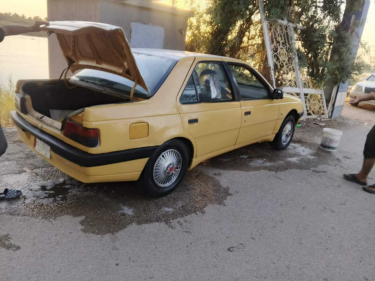 يالله السلام عليكم بيجو 405 للبيع
2010

موديل 

كير مكينه تخم تاير جديد

رقم باب سنويه 28

تريد تحويل تريد وكاله مصفره هيه ومرور

السياره مصبوغه حزام بعدهي ما مبولشه

مكان النجف الاستفسار الاتصال بل رقم

*********** بي وتساب
