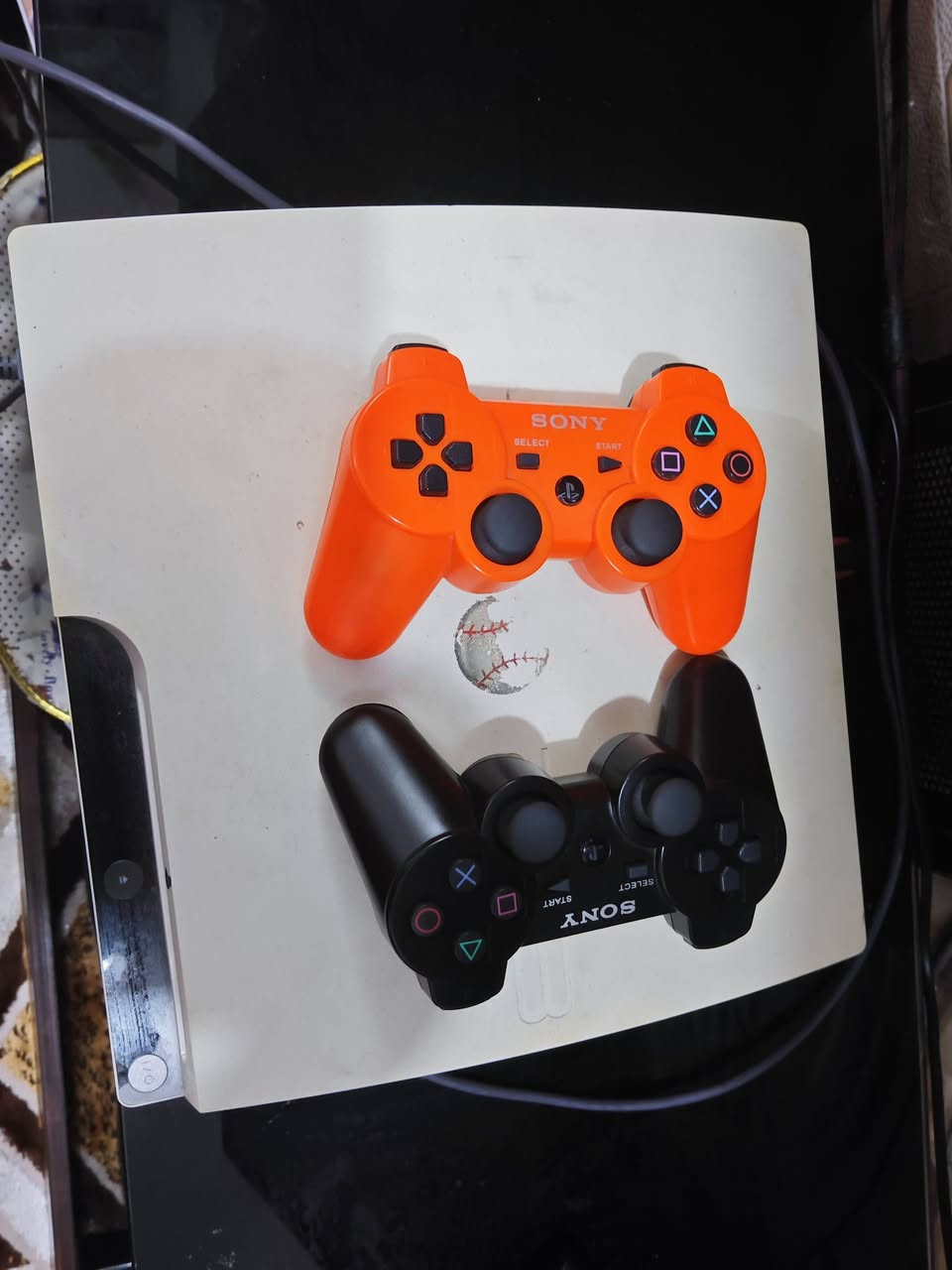 سلام وعليكم
بلي 3 للبيع
الالعاب: 
Blur 
God of war 1
God of war 2
Mortal Kombat 
Pes 2013 
Gta san Andreas 
Gta 5
العنوان: ميسان حي الرسالة مقابل جامع الامام علي
واتساب : 0774856168


**إذا كنت صاحب هذا الإعلان وتريد حذفه لأي سبب، رجاءا أرسل رسالة إلى الدعم الفني**