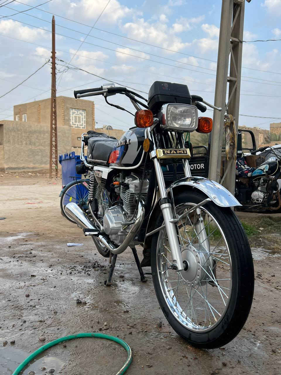 سلام عليكم دراجه البيع نامه امتيار مديل 2025 محرك 125 4 كير مكفوله من كلشي اوراق سكنر سعر 650 وبيه مجال مكان نجف حتى لو مراوس بسيفان 5 كير رقم واتساب ***********
