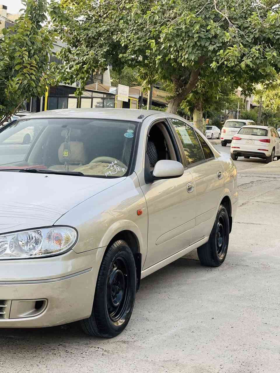 ‎بسم الله الرحمن الرحيم﷽  
‎سەنی یابانی 2009 ناو زەرد
‎گێڕ ۆتۆماتیک
‎سەنەوی تا 2030 تازەیە
‎۱۹۹ کم ڕۆشتووە
‎٤جام کارەبا
‎بەشەرتی گێڕ و مەکینە هیچ مەسڕەفێکی تیا نییە
‎شوێن سلێمانی 
***********
ئەدمین❤️
