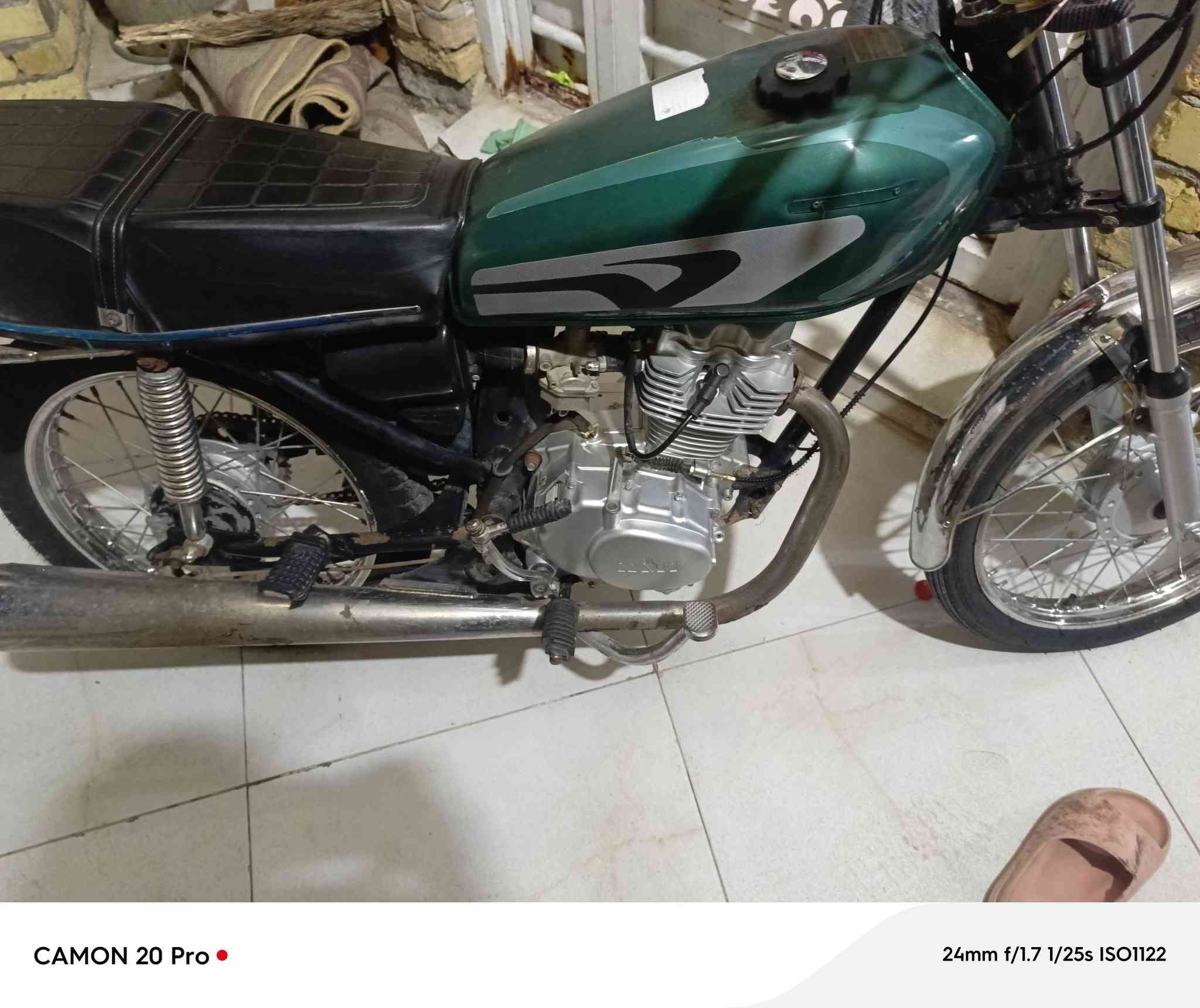 السلام عليكم دراجه لبيع نضيفه بدوون *********** وتساب
