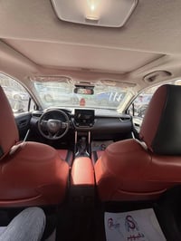 كورلا كروز هايبرد 2025 السياره زيرو ماشيه 300 كيلو  فول السياره اعلى ف...