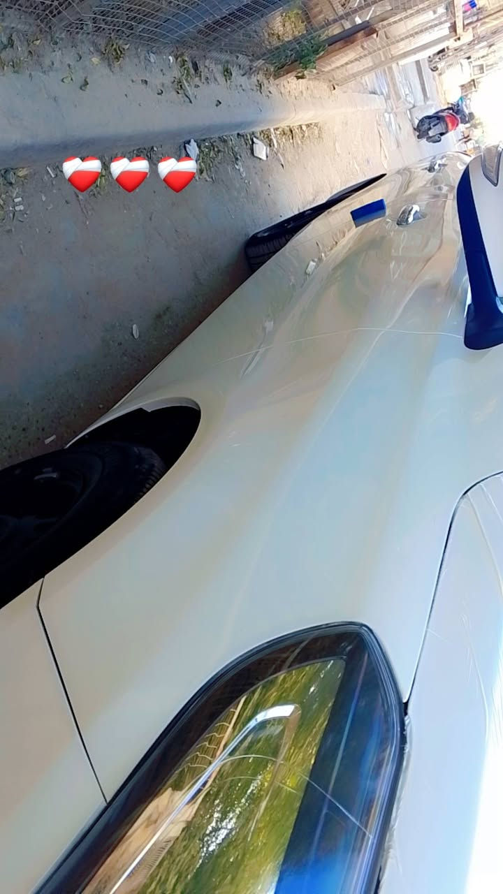 السلام عليكم
سني موديل 2025 
السيارة جاهزه بالكامل 
ماشية 12الف 
مواصفات معروفة مدوشمة وكامله.
السعر 126 و بيه مجال 
مكان السيارة بغداد ابودشير 
للستفسار *********** .
