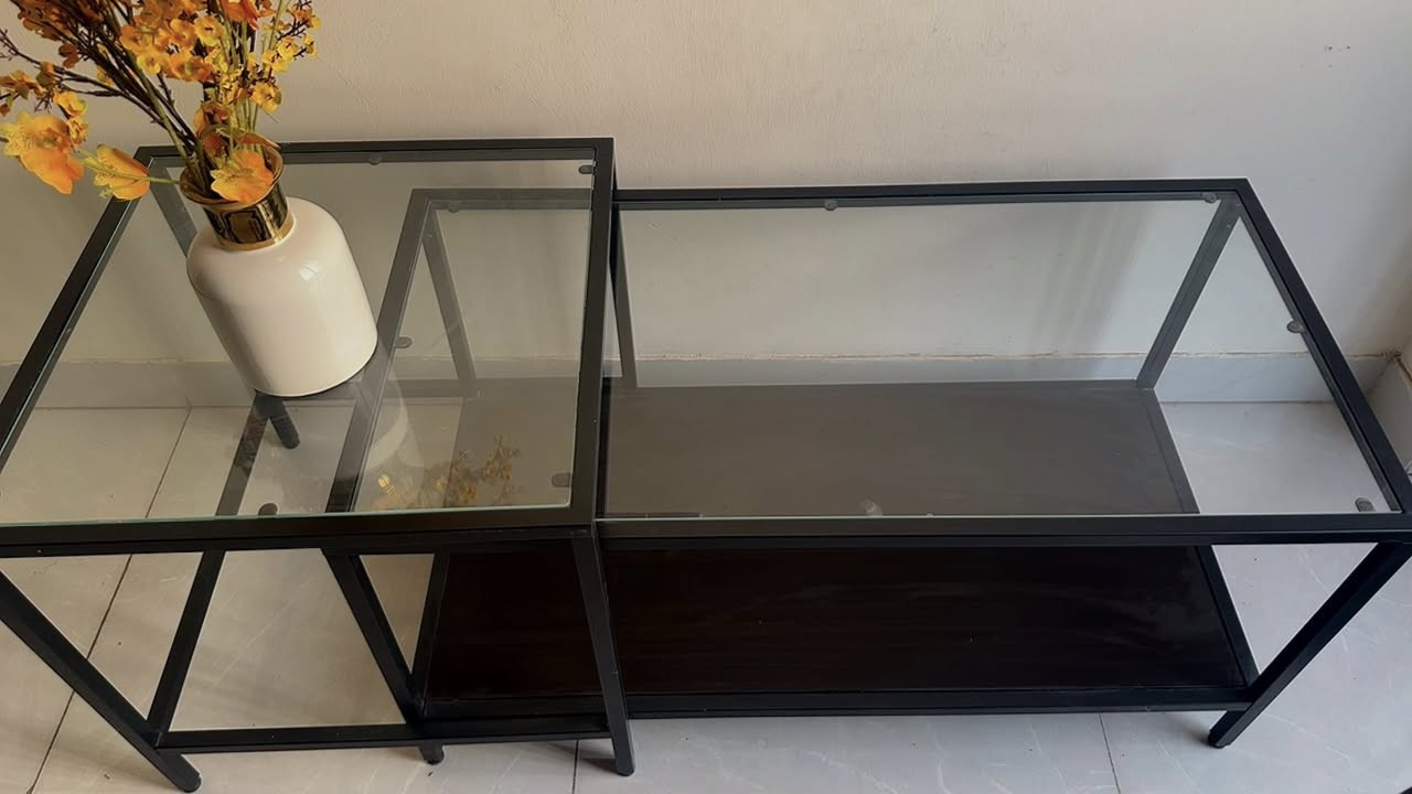 طاولة زجاج سوداء من
نظيفة جداً بحالة ممتازة  ‏IKEA السويدية


**إذا كنت صاحب هذا الإعلان وتريد حذفه لأي سبب، رجاءا أرسل رسالة إلى الدعم الفني**