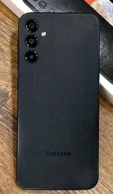 a14
2sim
128
6ram


**إذا كنت صاحب هذا الإعلان وتريد حذفه لأي سبب، رجاءا أرسل رسالة إلى الدعم الفني**