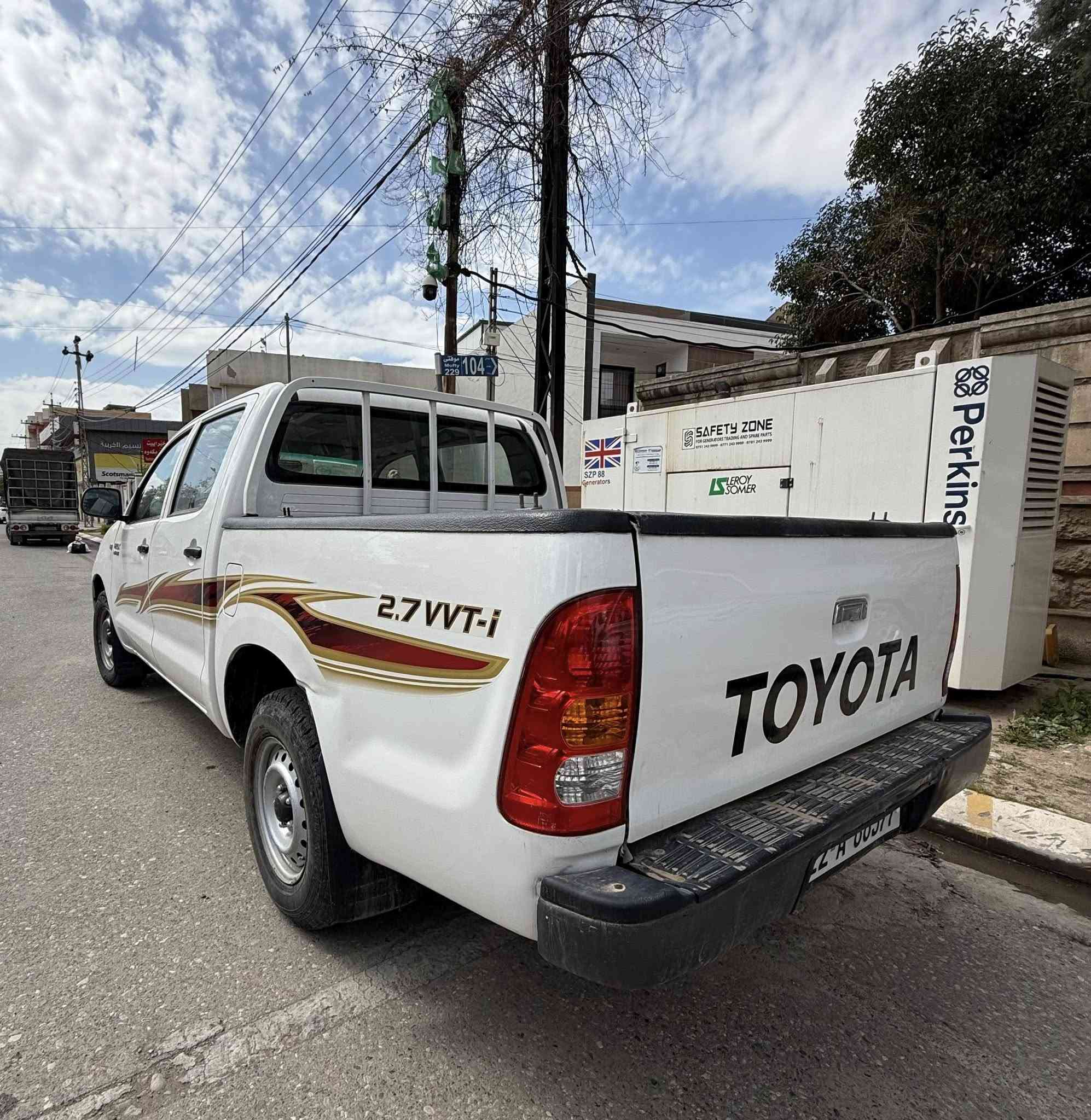 تويوتا هايلوكس ٢٠١٠
بيها فقط شبرين صبغ بالبودى الخلفي
السياره كلشي بيها جديد الرقم والسنوية لحد سنة ٢٠٣١
من دعامية لدعاميه بشرط
بدون ضربة و بدون حادث
السعر ١٤٧ و قابل للتفاوض
مكان السياره اربيل


**إذا كنت صاحب هذا الإعلان وتريد حذفه لأي سبب، رجاءا أرسل رسالة إلى الدعم الفني**