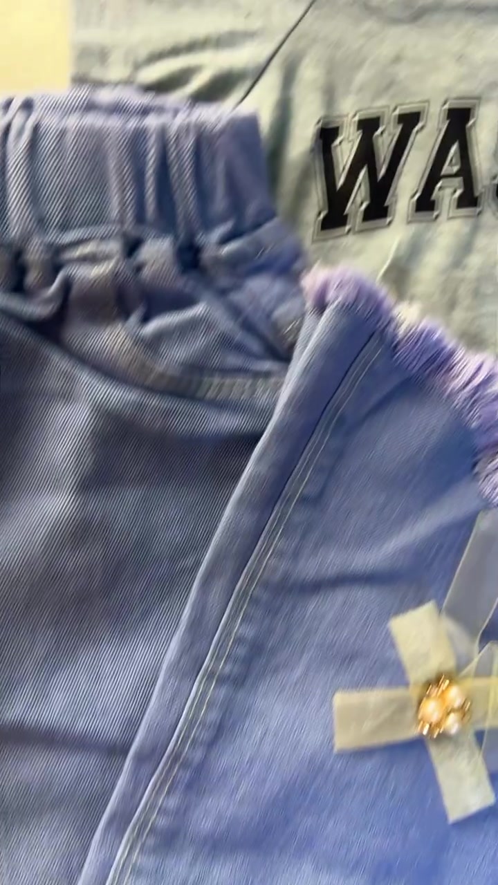 شلعه بات بات سوبر ملابس اطفال طلعه جينزات تنوره فستات بدلة ٣٥ قطعه ب ١٠٠ الف شراي يدخل خاص


**إذا كنت صاحب هذا الإعلان وتريد حذفه لأي سبب، رجاءا أرسل رسالة إلى الدعم الفني**