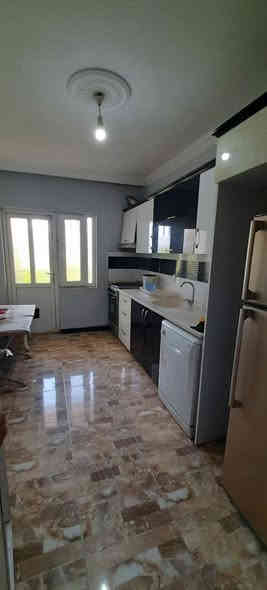 متوفر شقه لليجار في مجمع ناورو ستي
مفروش كامل 
سعر 300$

تواصل :☎️
***********
***********
