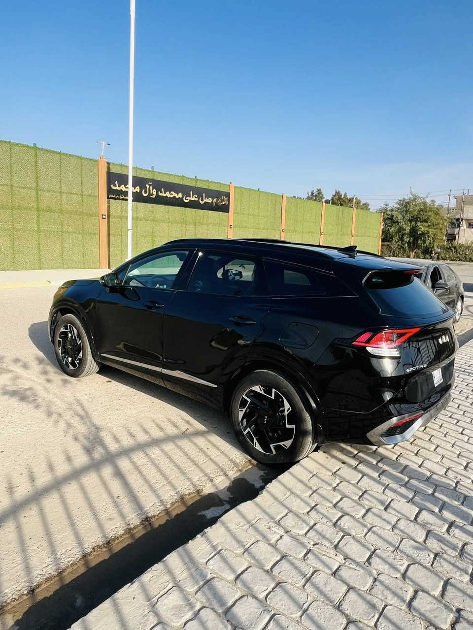 السلام عليكم سبورتج برستيج دخول جديد منفيست بأسمي موديل 2025 حجم لارج فئة 4X  اعلى المواصفات بيها فول من كل شي سياره بيها صبغ 4 قطع بجم كبس وبدون ايرباك لغد شاصي تبريد راديترات سليم

سيارة جديده ماشيه 16 الف محرك ٢٥٠٠ 

بانوراما طگتين

كشنات جلد رياضي

جنطة گهرباء وتفتح من تقترب منها

بصمة ابواب وتشغيل وجنطة

فور ويل

تشغيل عن بعد

كراسي كهرباء

تدفئة كشنات تبريد كشنات

ستيرن تدفئة وجلد خياط

خزن كشن السايق ميموري

اشاير بالمري

 لايت اوتو

 اطفاء ذاتي

تبريد قطعتين 

 نزول منحدرات

مانع تزحلق

انظمة قيادة 

بلوجكترات

شاشة كبيره متصله وشاشة تبريد متغيره

عدادات ديجيتال

شحن موبايل امامي وبالكشنات الخلفيه

بل كار بلي واندرويد وكافة الخدمات

شحن وايرليس

انارة داخليه لمس

 لايت زينون لد امامي

بك لايت لد

حساسات خلفيه اماميه

رادارات جانبيه اماميه خلفيه

ويل كب حجم 19 

توقف ذاتي

هاند بريك دگمة

 وبعد بيها هواي مواصفات

السعر 170 وبيها مجال بسيط

بغداد تقاطع درويش شهداء السيدية
***********
