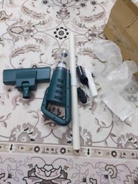 مكنسة شحن • جديدة • مع الملحقات