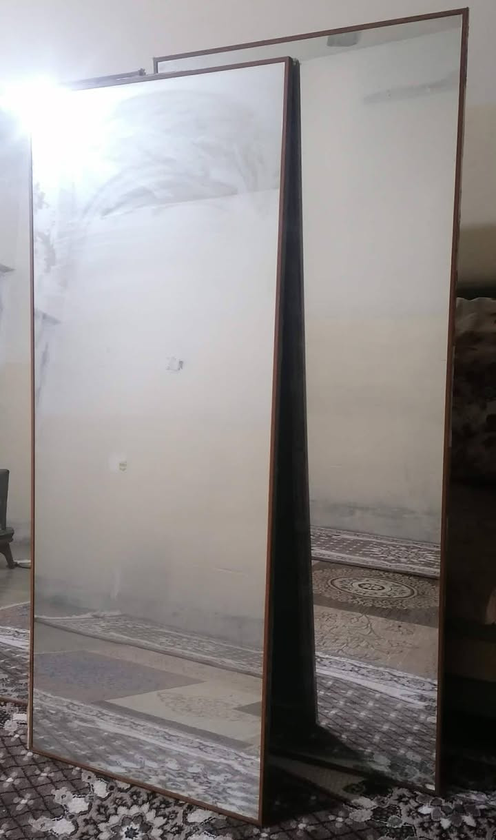 أغراض للبيع جملة شراي تعال واتساب
ابيع جملة او مفرد ***********
